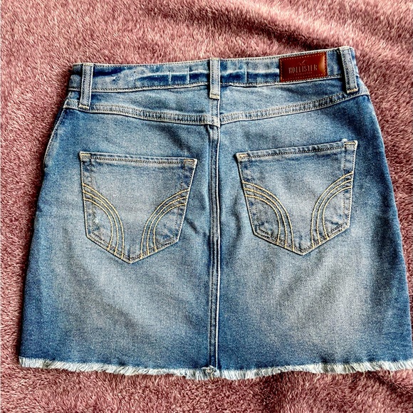 Hollister High-Rise Jean Skirt - Picture 2 of 4
